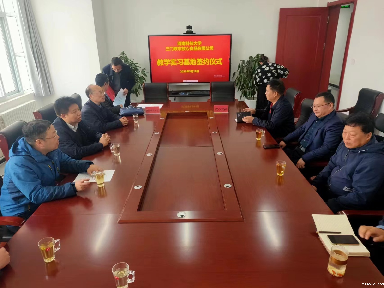 7f92f21bb6002a9d6dcd0536655673f.jpg 7f92f21bb6002a9d6dcd0536655673f.jpg