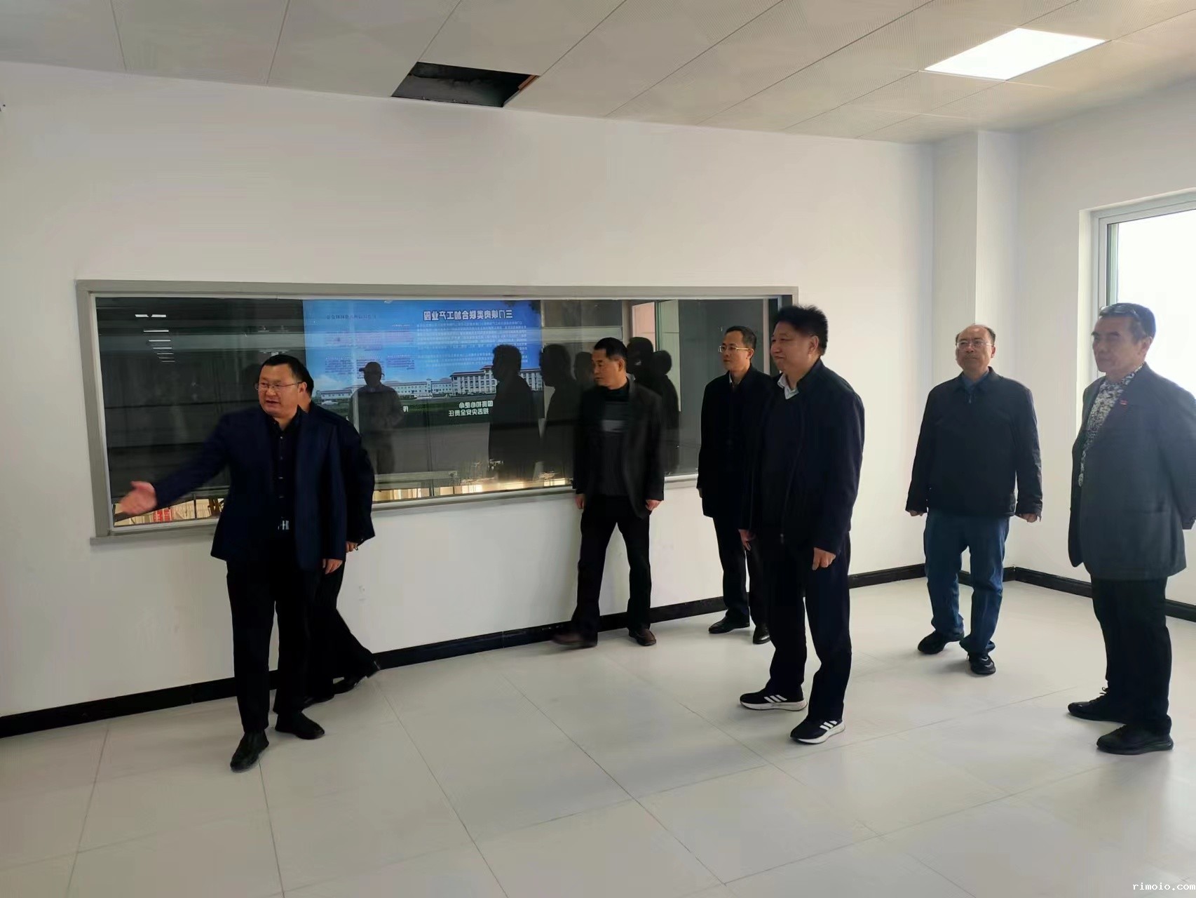 c8e8bd47efa1da90c52404f5a60308f.jpg c8e8bd47efa1da90c52404f5a60308f.jpg